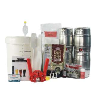 Equipo De Luxe con malta y barriles para hacer cerveza