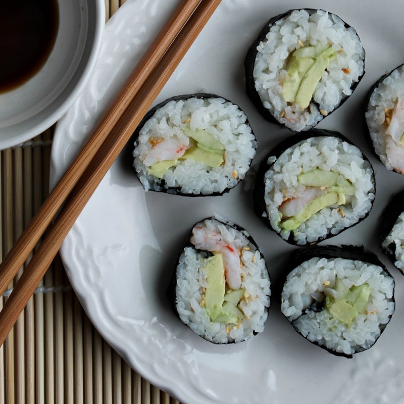Receta básica para hacer rollitos de sushi norimaki