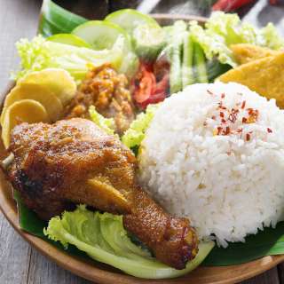 Nasi Ayam Penyet