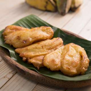 Buñuelos de plátano Pisang Goreng indonesios